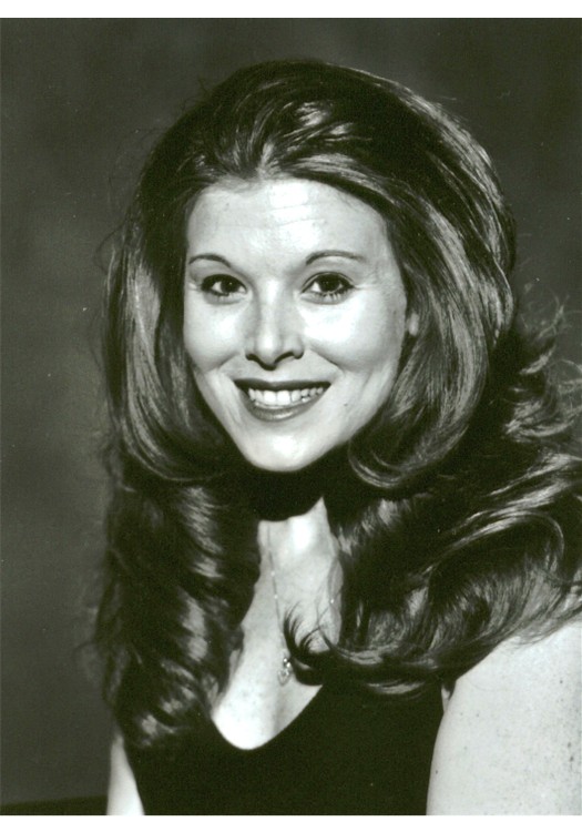 Headshot of Lisa Zolnowski